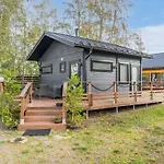 Lukupirtti By Interhome