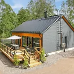 Lukupirtti By Interhome *